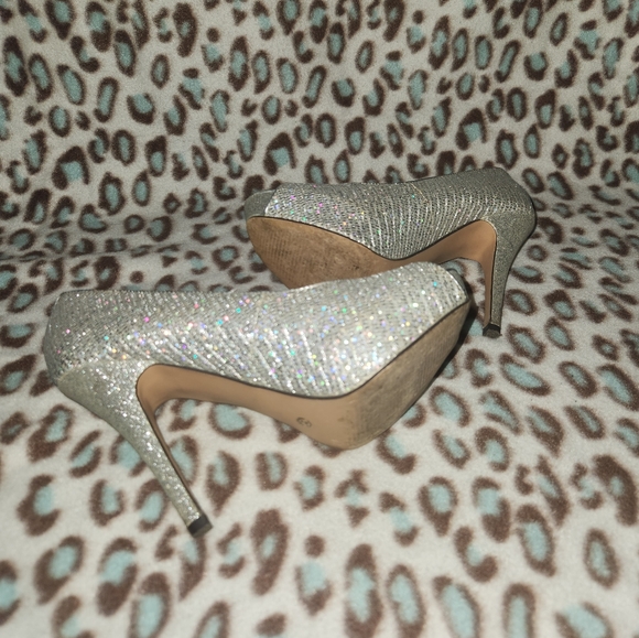 Beautiful Silver Sparkly Heels - Picture 6 of 6